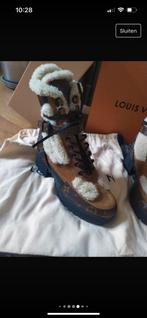 Louis vuitton laureate platform boots, Bruin, Louis Vuitton, Ophalen of Verzenden, Zo goed als nieuw