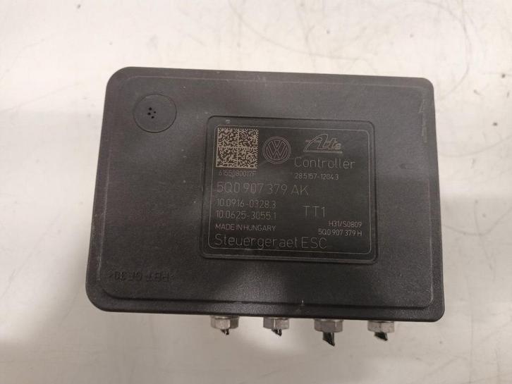 Abs pomp Volkswagen Golf, Auto-onderdelen, Remmen en Aandrijving, Volkswagen, Gebruikt, Herkomst onderdeel bekend, 12 maanden garantie