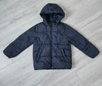 Kastopruiming: Donkerblauwe gewatteerde jas H&M maat 134/140, Kinderen en Baby's, Kinderkleding | Maat 134, Ophalen of Verzenden