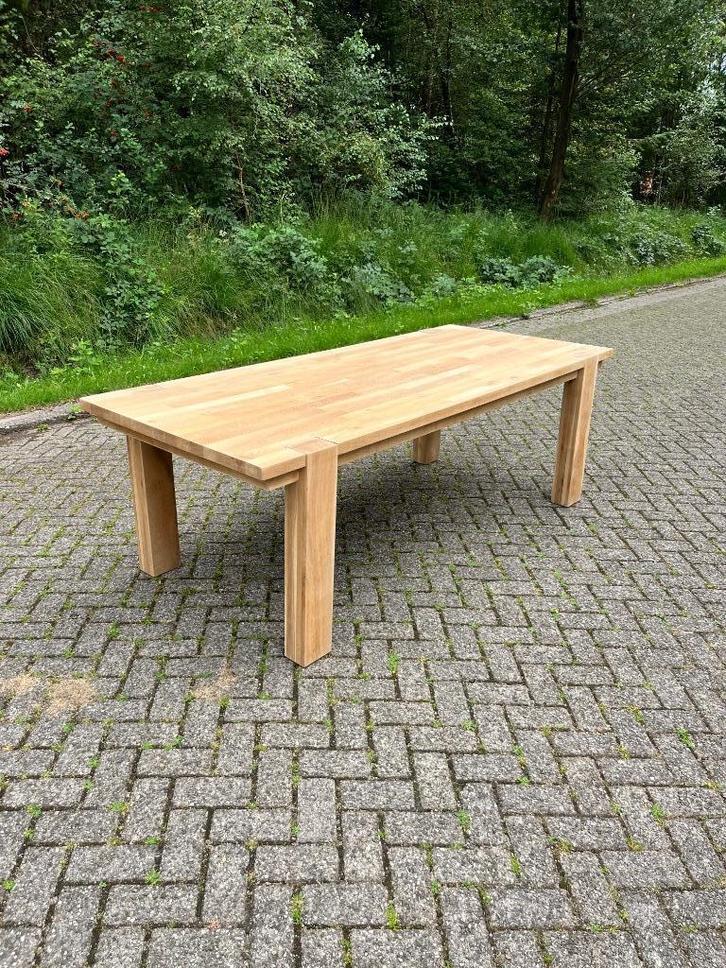 Massief eiken tafel (nr 88), Verzamelen, Retro, Huis en Inrichting, Ophalen