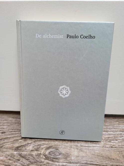 Paulo Coelho - De alchemist jubileum editie, Boeken, Literatuur, Zo goed als nieuw, Nederland, Ophalen of Verzenden