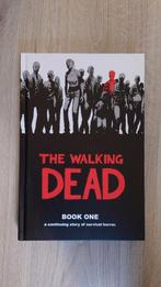 The walking dead - book 1, Boeken, Strips | Comics, Amerika, Ophalen of Verzenden, Eén comic, Zo goed als nieuw