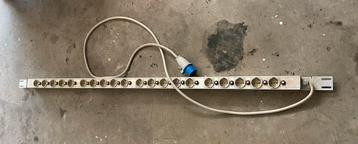 Duelco Power Panel 20 outlets beschikbaar voor biedingen