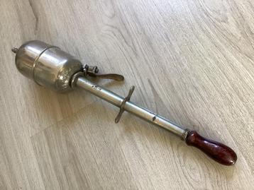 Vintage tuin flitspuit Oost Duitsland beschikbaar voor biedingen