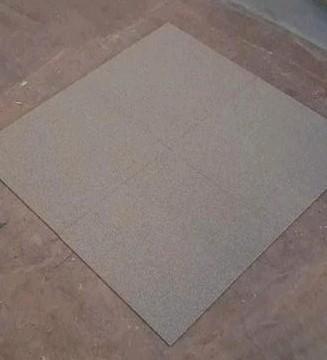 beige/grijs tapijttegels €1.75 euro per tegel nieuw beschikbaar voor biedingen