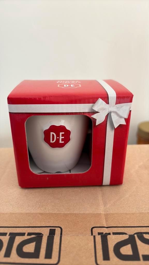 Douwe Egberts koffiekopjes, Huis en Inrichting, Keuken | Servies, Nieuw, Kop(pen) en/of Schotel(s), Overige stijlen, Aardewerk