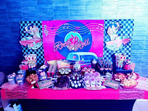 50's Grease Feest 50 jaar Thema pakket COMPLEET!, Hobby en Vrije tijd, Feestartikelen, Zo goed als nieuw, Feestartikel, Overige
