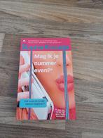 Sophie Kinsella - Mag ik je nummer even?, Ophalen of Verzenden, Gelezen, Sophie Kinsella, Nederland