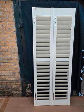 Aluminium Buitenshutters beschikbaar voor biedingen