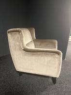 Grote landelijke beige/grijs velvet fauteuil van urban sofa, Huis en Inrichting, Fauteuils, Ophalen, Hout, Modern landelijk, 75 tot 100 cm