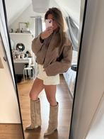 Hoge beige suede laarzen maat 37, Kleding | Dames, Schoenen, Hoge laarzen, Nieuw, Ophalen of Verzenden, Zara