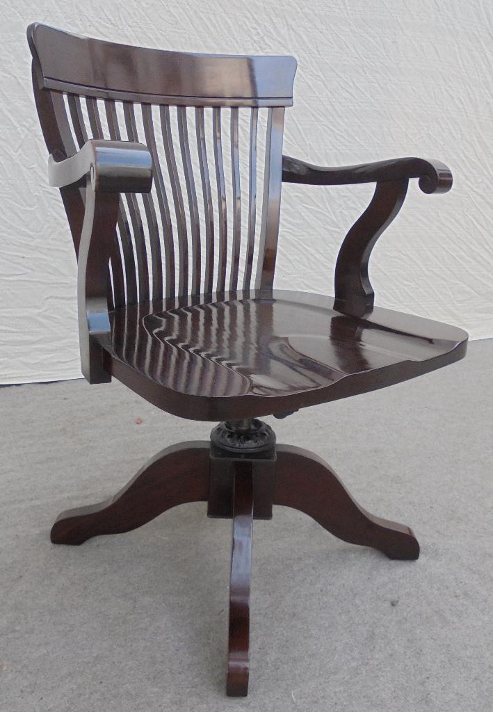 Mooie mahonie  bureaustoel bureau stoel draaistoel, Antiek en Kunst, Antiek | Kantoor en Zakelijk, Ophalen of Verzenden
