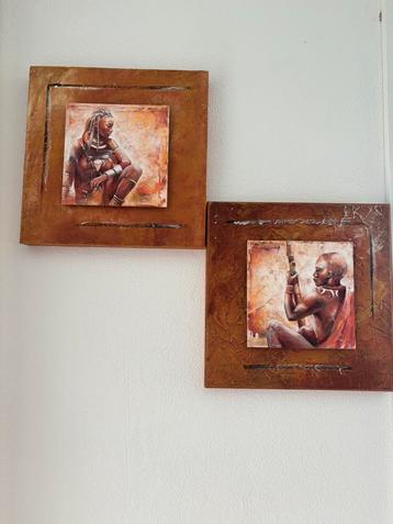 2 schilderijtjes afrika stijl beschikbaar voor biedingen