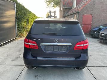Bumper Achter Mercedes-Benz B (W246) 2014 A2468803140 beschikbaar voor biedingen