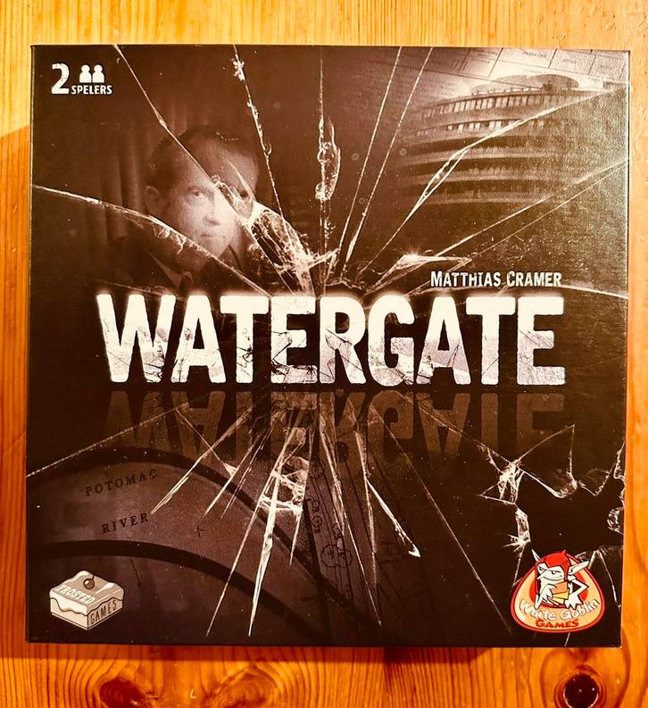 Watergate + Promo (White Goblin Games/Nederlands, Hobby en Vrije tijd, Gezelschapsspellen | Bordspellen, Zo goed als nieuw, Een of twee spelers
