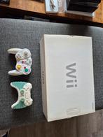 Nintendo Wii met 2 controllers en 6 games, Spelcomputers en Games, Ophalen of Verzenden, Gebruikt, Met 2 controllers