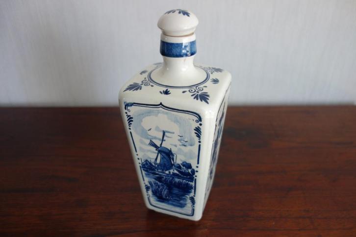 Kruik, fles porselein. Delft’s Blue., Antiek en Kunst, Antiek | Keramiek en Aardewerk, Ophalen of Verzenden