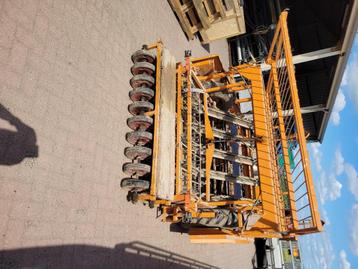 Regero zelfrijdende plantmachine beschikbaar voor biedingen