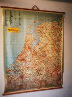 schoolkaart map landkaart Nederland, Antiek en Kunst, Antiek | Schoolplaten, Ophalen of Verzenden, Aardrijkskunde