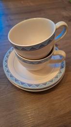 2 Royal Orchid kop en schotels, Ophalen of Verzenden, Zo goed als nieuw, Overige stijlen, Kop(pen) en/of Schotel(s)