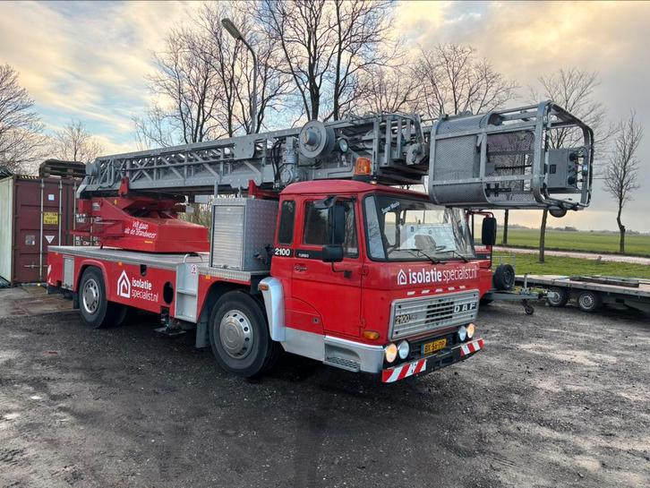 DAF 2100 vrachtwagen ladderwagen / hoogwerker / 26m mast, Auto's, Vrachtwagens, Bedrijf, DAF, Diesel, Automaat, Ophalen