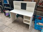 Uniek kinderbureau - met vakken en krijtbord, Kinderen en Baby's, Kinderkamer | Tafels en Stoelen, Ophalen, Gebruikt, Tafel(s)