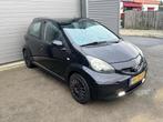 Toyota Aygo 1.0-12V + sport, Voorwielaandrijving, Gebruikt, 4 stoelen, Origineel Nederlands