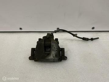 Remklauw Voor Links Ford Focus 3 1.6 Benz ORIGINEEL 1682876 beschikbaar voor biedingen