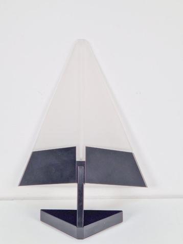 Postmodern metaal glas wandlamp italy memphis design ‘80  beschikbaar voor biedingen