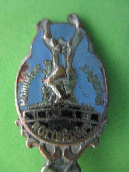 (A2261)  Rotterdam Monument Zadkine, Verzamelen, Porselein, Kristal en Bestek, Gebruikt, Bestek, Overige materialen, Ophalen of Verzenden