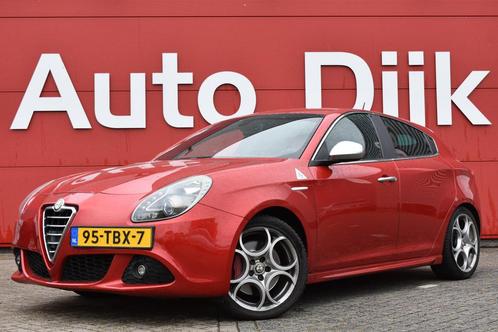 Alfa Romeo Giulietta 1.7 TBi Quadrifoglio Verde Navi | Half, Auto's, Alfa Romeo, Bedrijf, Te koop, Giulietta, ABS, Airbags, Airconditioning