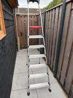 Altrex huishoudtrap 7 treden, Doe-het-zelf en Verbouw, Ladders en Trappen, Ophalen, Gebruikt, Trap, Opvouwbaar of Inschuifbaar