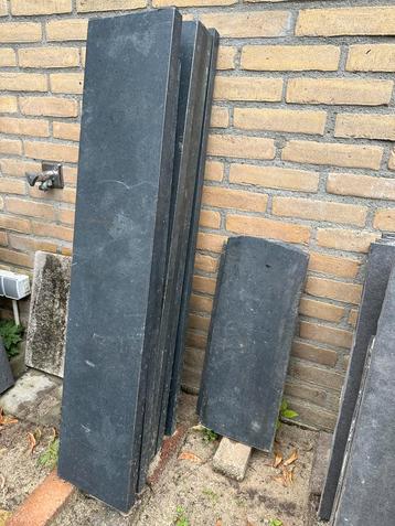 Muurafdekkers graniet antraciet beschikbaar voor biedingen