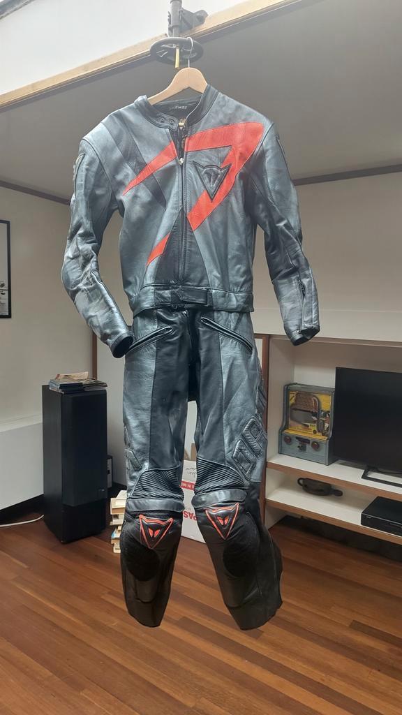 Dainese leren combi motorpak, Motoren, Kleding | Motorkleding, Combipak, Dames, Heren, Tweedehands, Ophalen of Verzenden