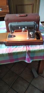 Phaff 230 naaimachine, Hobby en Vrije tijd, Naaimachines en Toebehoren, Ophalen, Gebruikt, Naaimachine, Overige merken
