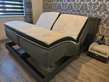 Perfecte boxspring. Electrisch verstelbaar  beschikbaar voor biedingen