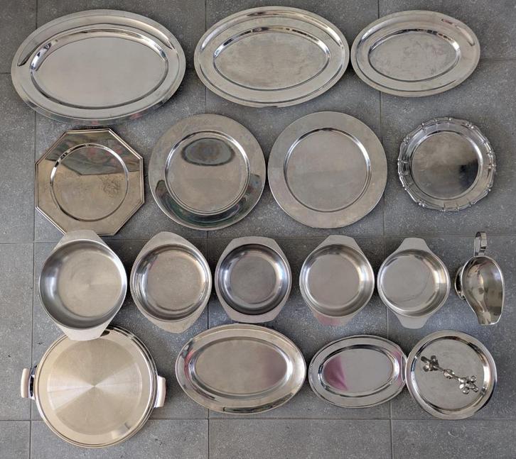 17 RVS / Inox schalen / serveerschalen / schaal / etagère, Huis en Inrichting, Keuken | Servies, Zo goed als nieuw, Schaal of Schalen