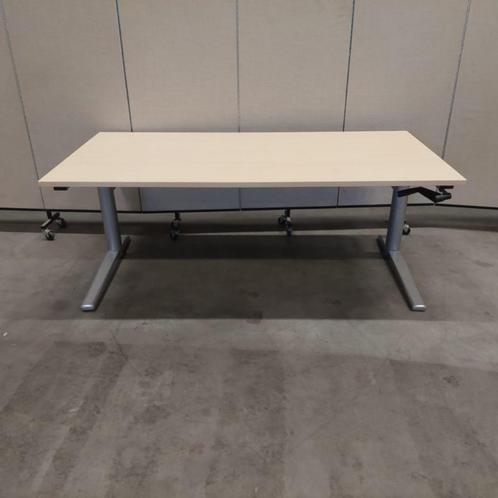 Verstelbaar bureau met slinger 160x80xH62-92 cm, 100 euro, Huis en Inrichting, Bureaus, Gebruikt, In hoogte verstelbaar, Ophalen of Verzenden