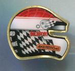 Race helm PIN ( BLAD0_022 ), Verzamelen, Speldjes, Pins en Buttons, Nieuw, Sport, Speldje of Pin, Verzenden
