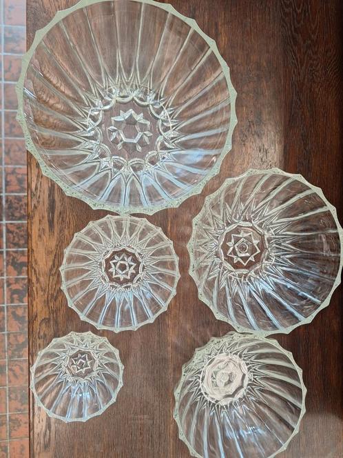 Mooie oude glazen schalen set, Antiek en Kunst, Antiek | Schalen, Ophalen of Verzenden