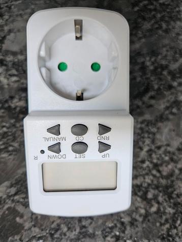 Handson Digitale Tijdschakelklok beschikbaar voor biedingen