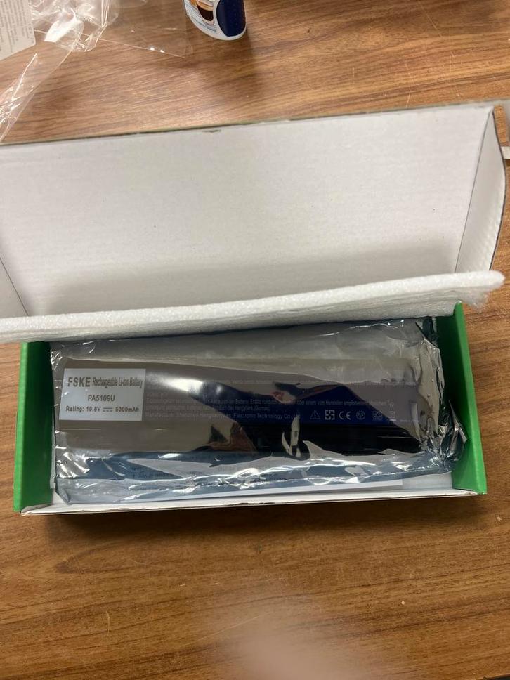 Nieuwe Laptop Batterij - FSKE Power Specialist, Computers en Software, Accu's en Batterijen, Nieuw, Ophalen of Verzenden
