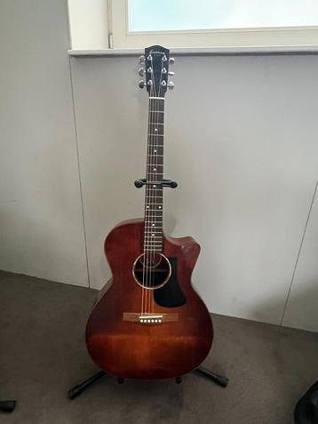 Eastman akoestische gitaar – goede staat + tas & standaard beschikbaar voor biedingen