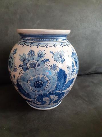 delftsblauw  beschikbaar voor biedingen