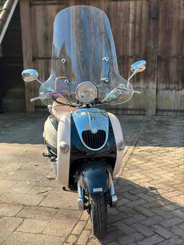 Snorscooter ZNEN  beschikbaar voor biedingen
