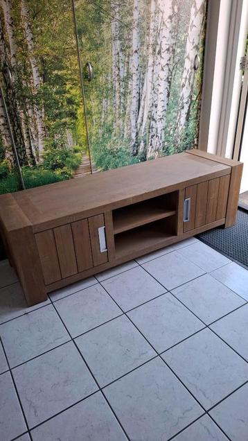Dressoir / TV meubel, 100% nieuw beschikbaar voor biedingen