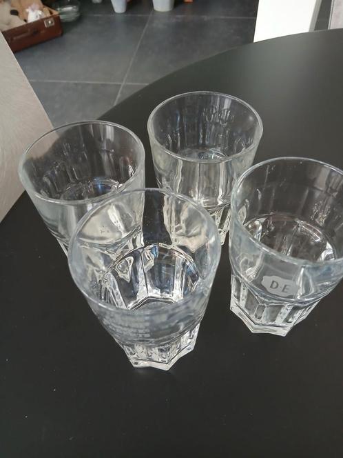Drinkglazen dik, 4 stuks, Huis en Inrichting, Keuken | Servies, Gebruikt, Glas of Glazen, Effen, Glas, Ophalen of Verzenden