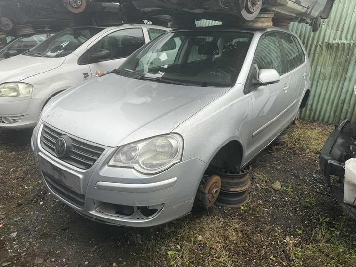 plaatwerk volkswagen polo, Auto-onderdelen, Carrosserie en Plaatwerk, Motorkap, Volkswagen, Voor, Gebruikt, Ophalen of Verzenden