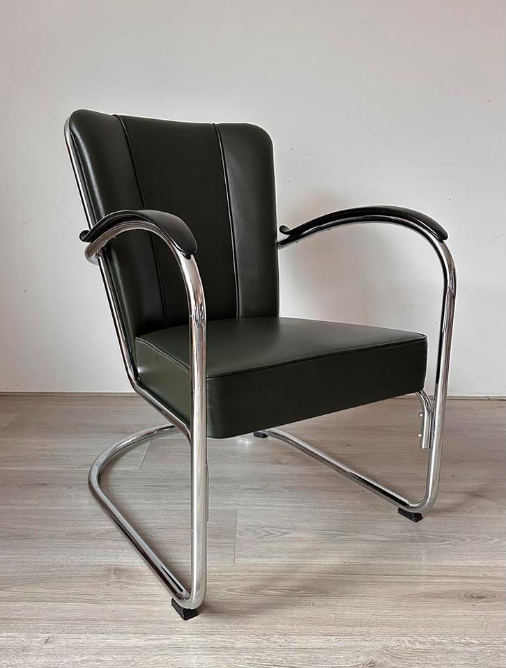 Gispen 412 Leer, Huis en Inrichting, Fauteuils, Zo goed als nieuw, Leer, 50 tot 75 cm, Minder dan 75 cm, Ophalen