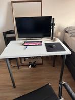 Ikea Linnom bureau, Huis en Inrichting, Bureaus, Ophalen, Zo goed als nieuw
